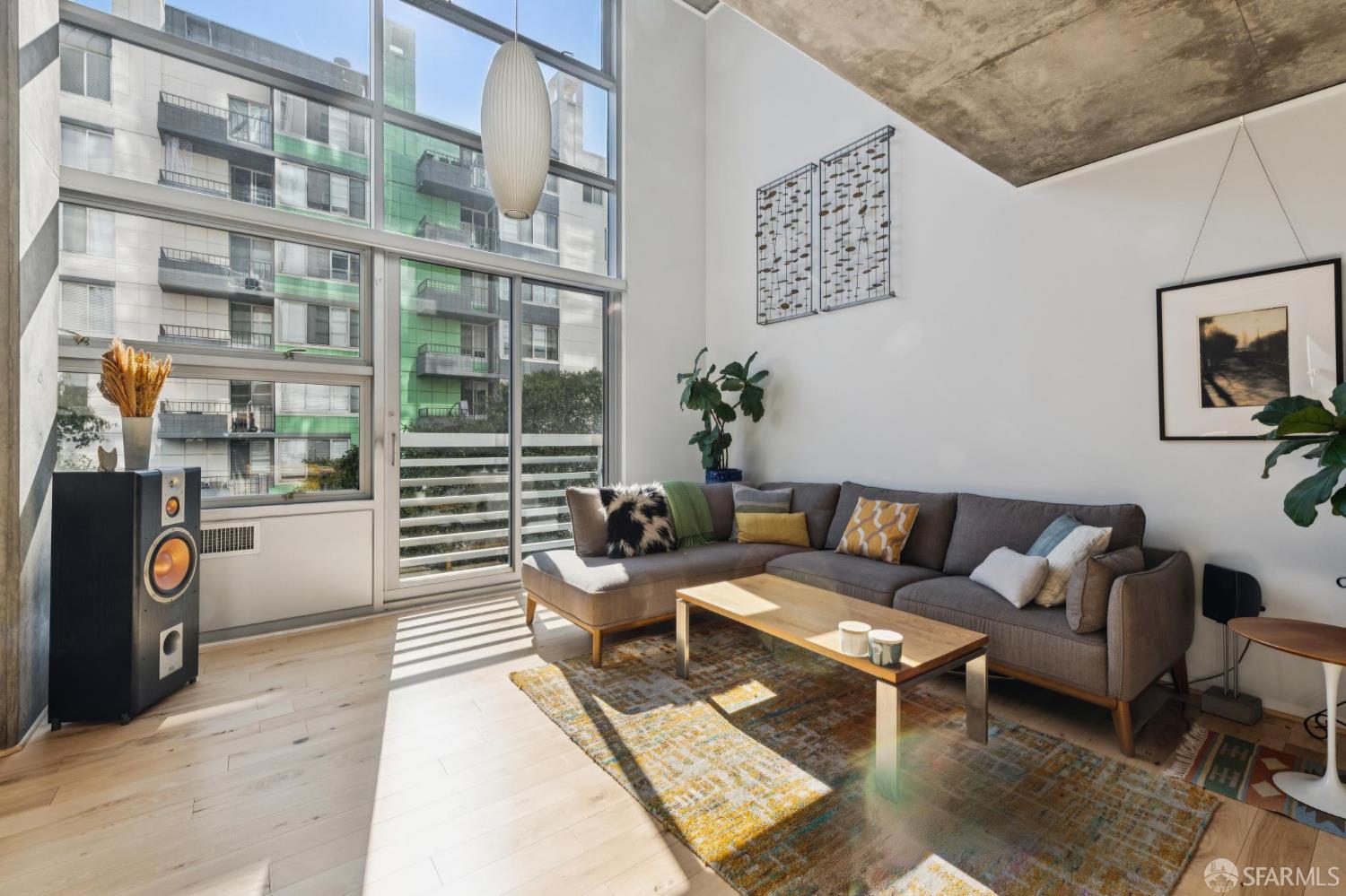 77 Dow Place # 307