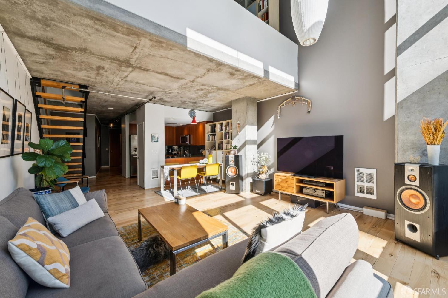 77 Dow Place # 307