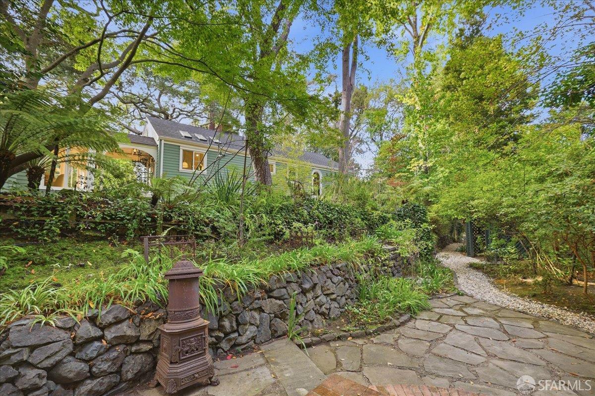 805 Crystal Springs Road