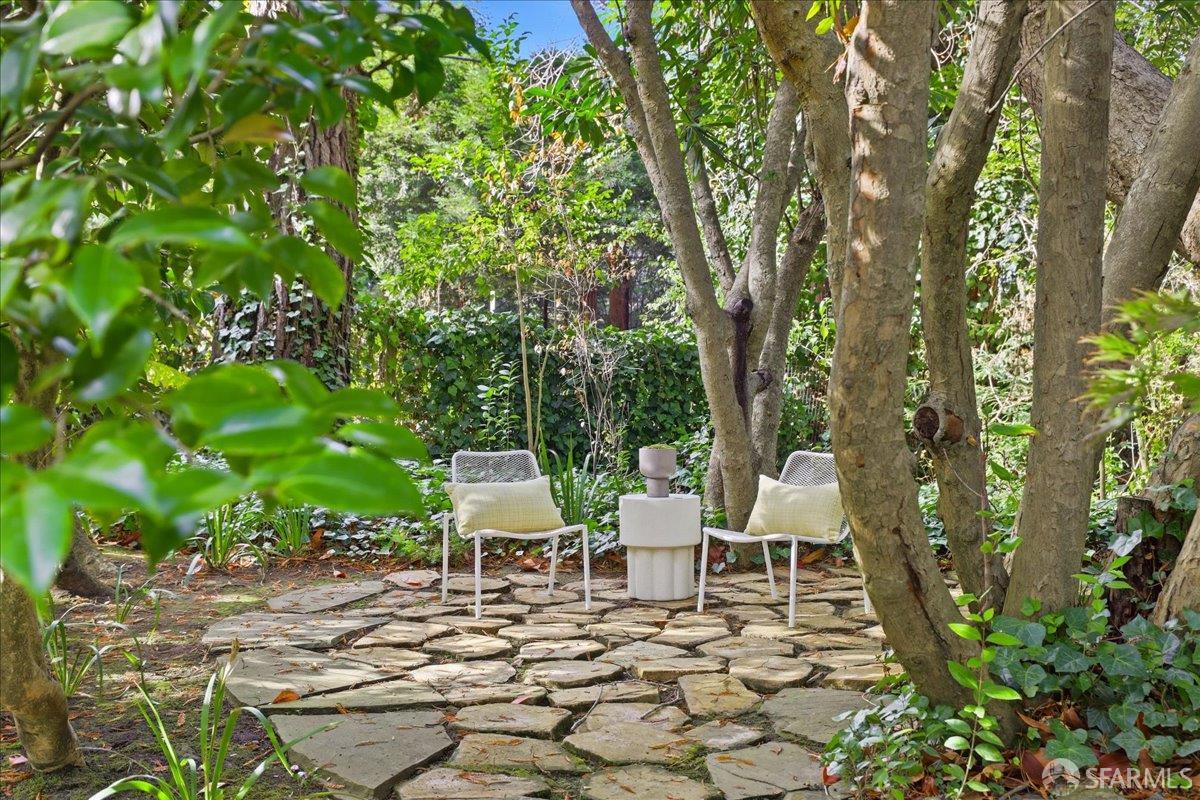 805 Crystal Springs Road
