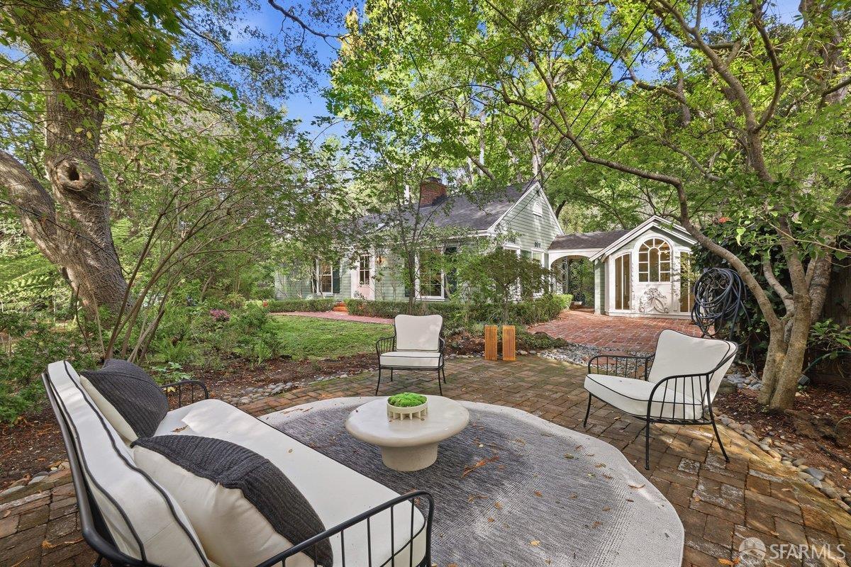 805 Crystal Springs Road