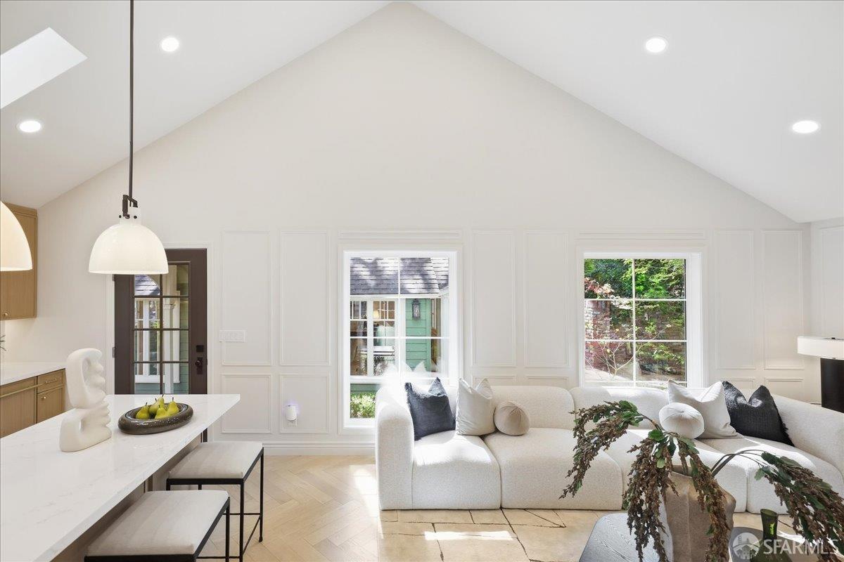 805 Crystal Springs Road