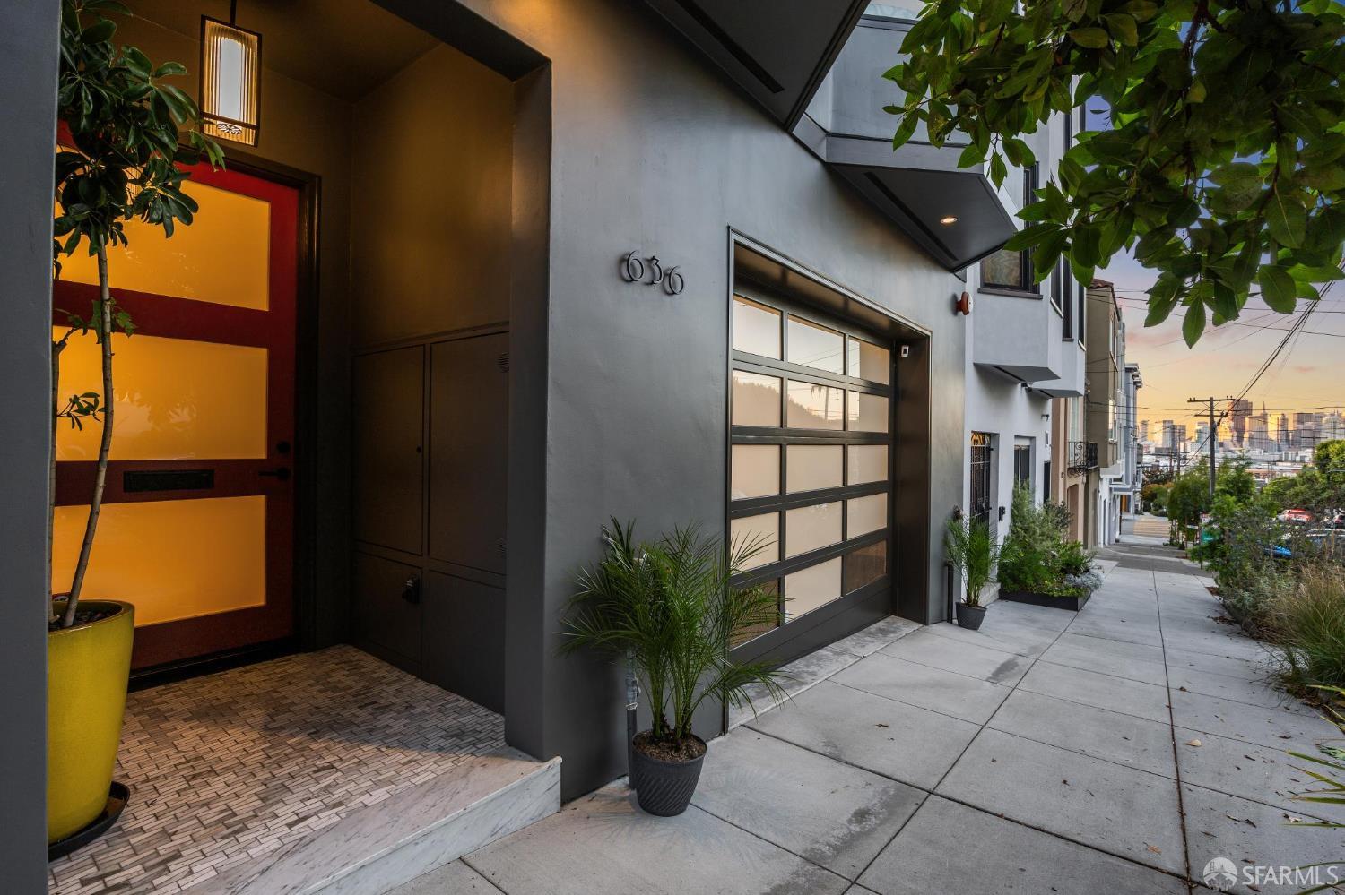 636 Vermont Street