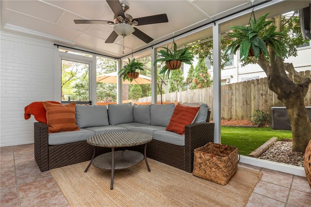 648 Channing Drive NW