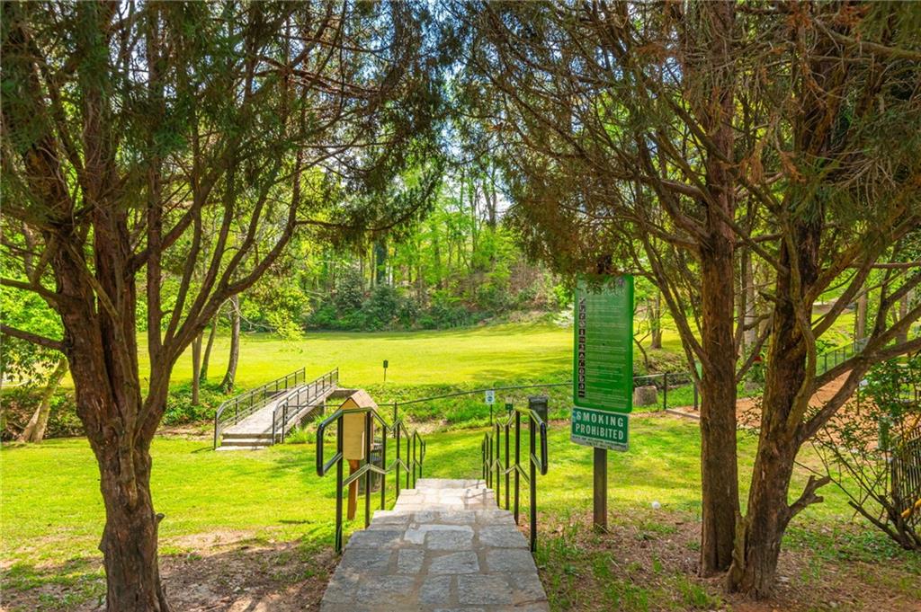 648 Channing Drive NW