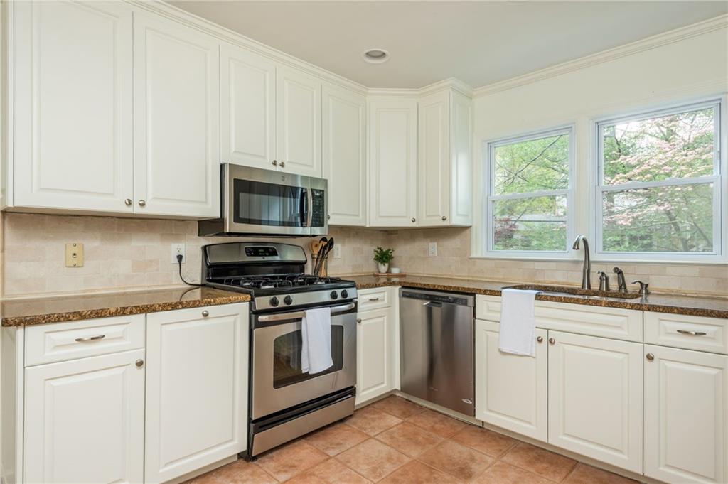 648 Channing Drive NW