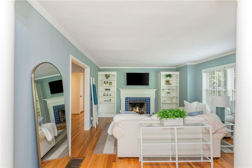 648 Channing Drive NW