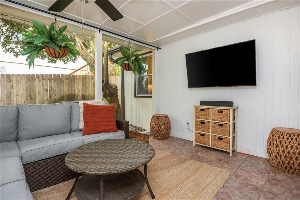 648 Channing Drive NW