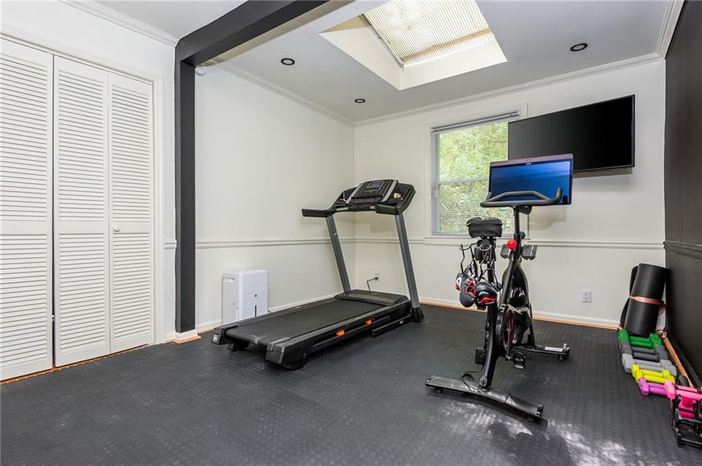 648 Channing Drive NW