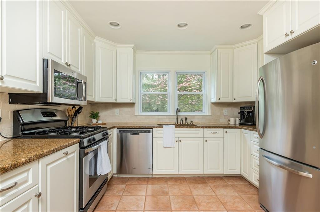 648 Channing Drive NW