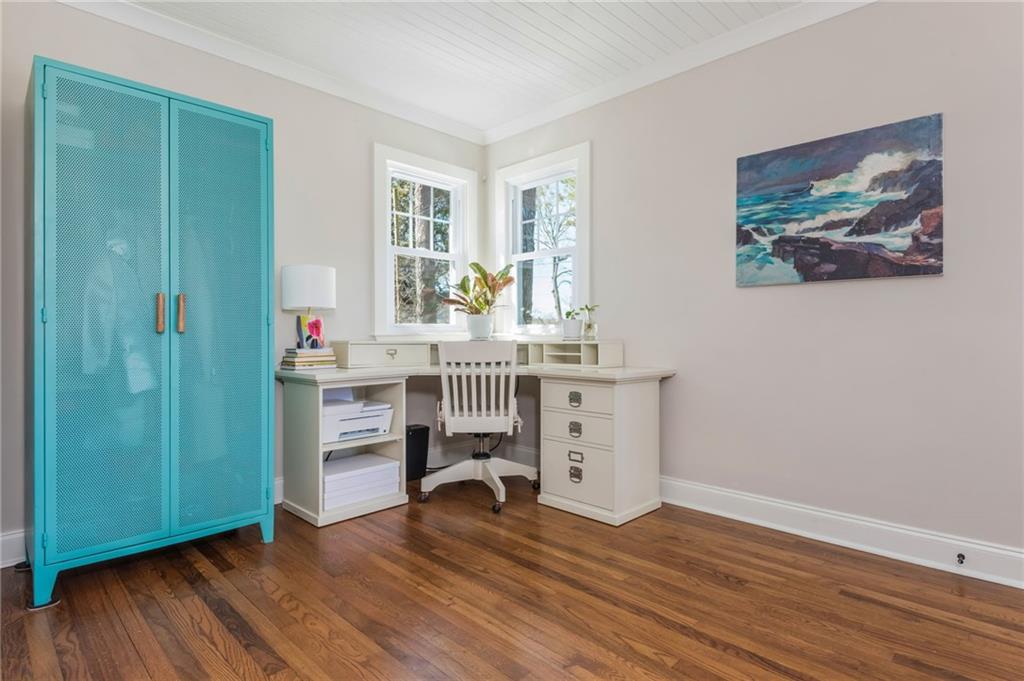 1555 Steele Drive NW