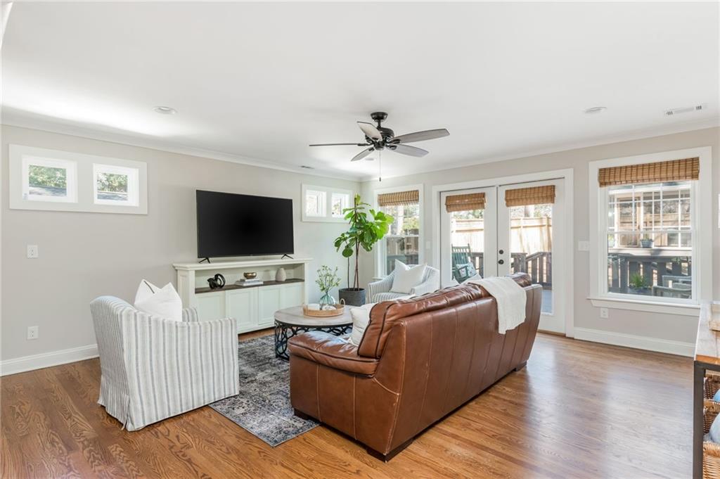 1555 Steele Drive NW