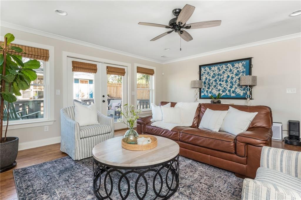 1555 Steele Drive NW