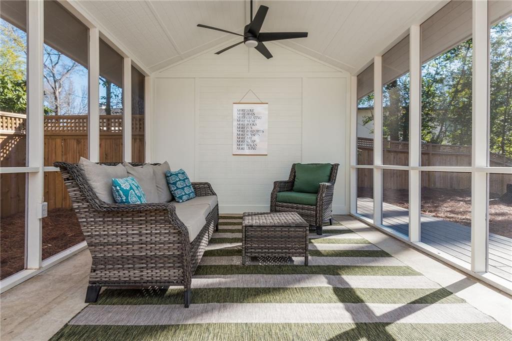 1555 Steele Drive NW