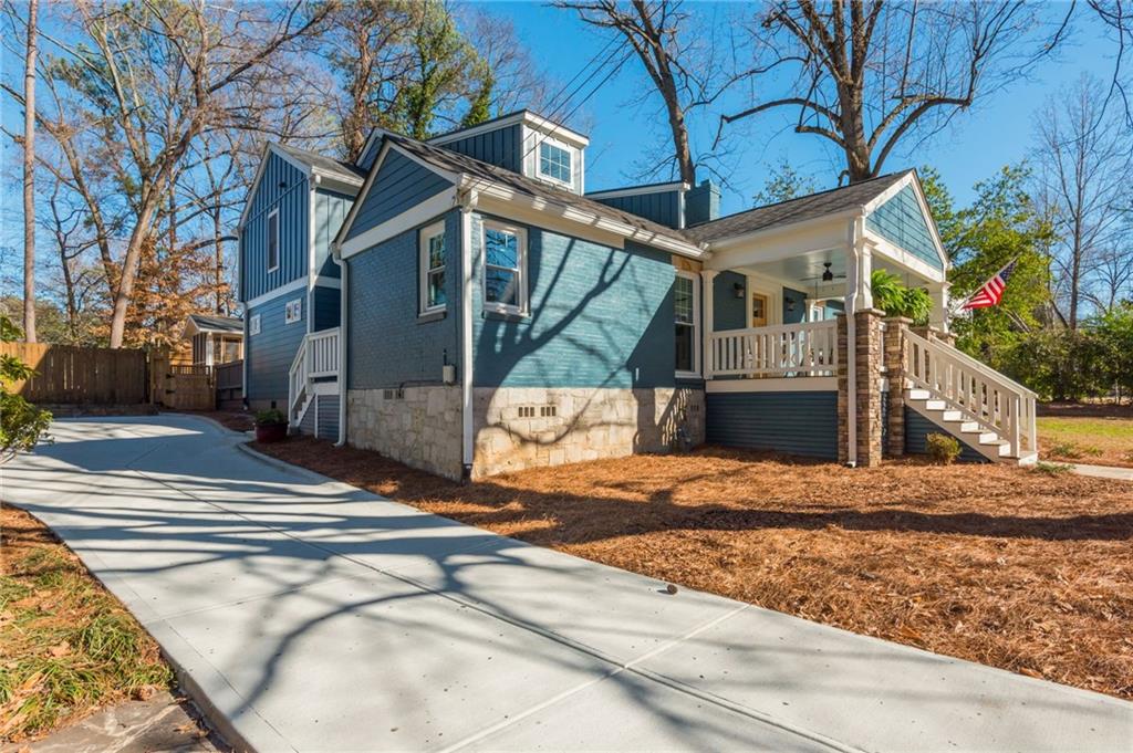 1555 Steele Drive NW