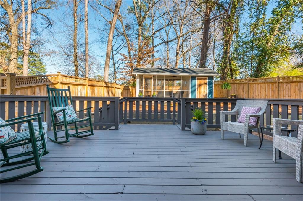 1555 Steele Drive NW