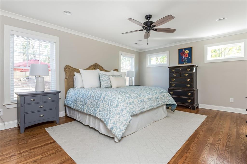 1555 Steele Drive NW