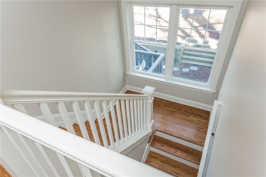 1555 Steele Drive NW