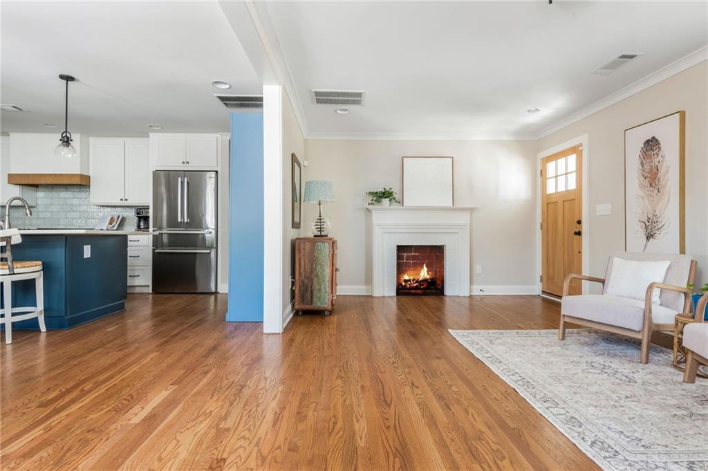 1555 Steele Drive NW