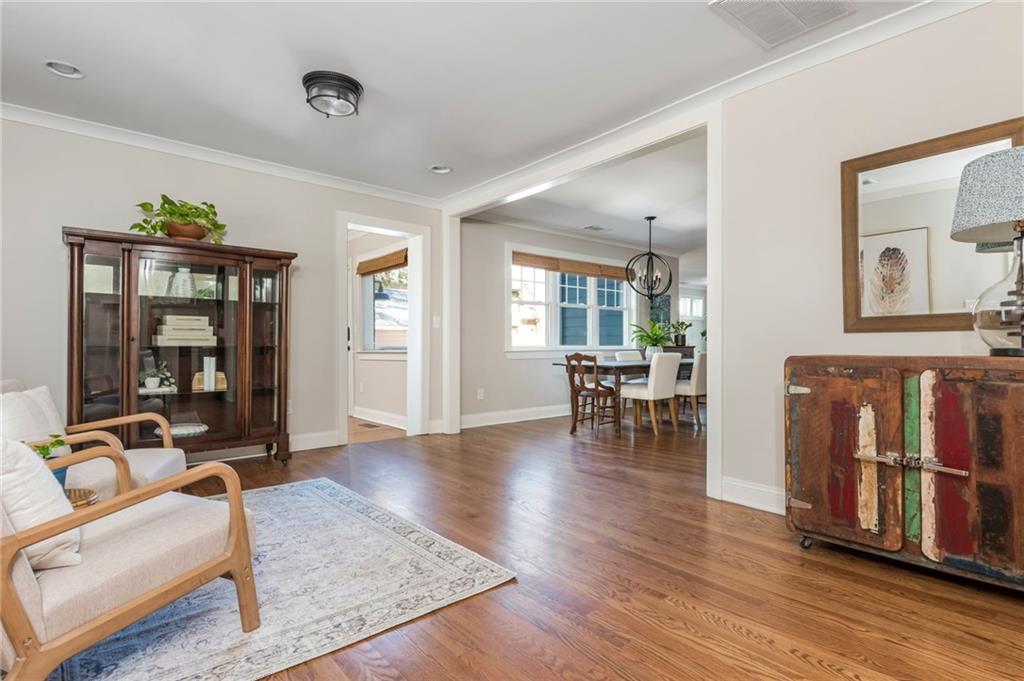 1555 Steele Drive NW