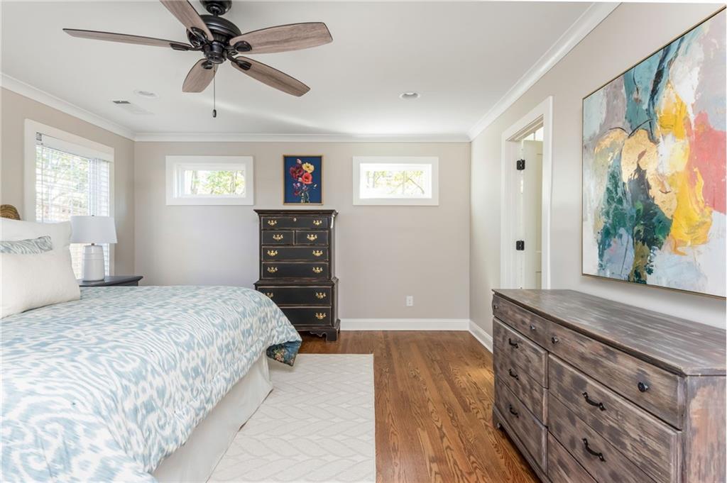 1555 Steele Drive NW