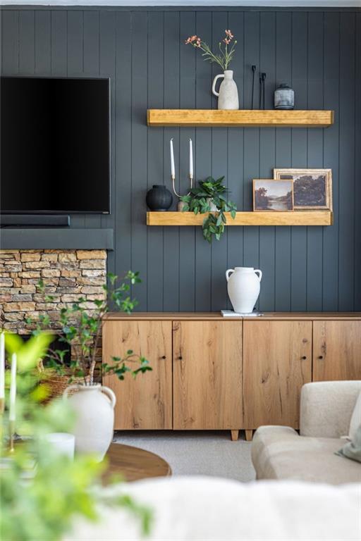 2000 Settindown Drive