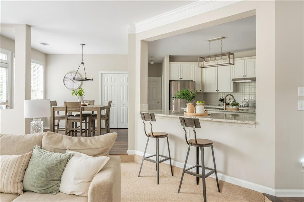 2000 Settindown Drive