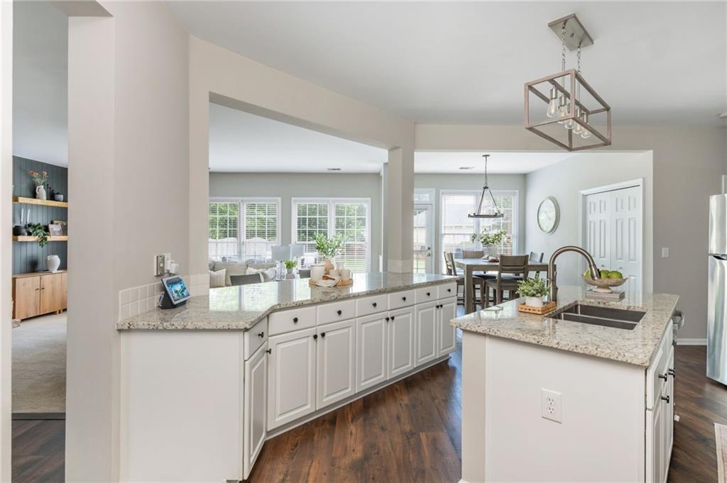 2000 Settindown Drive