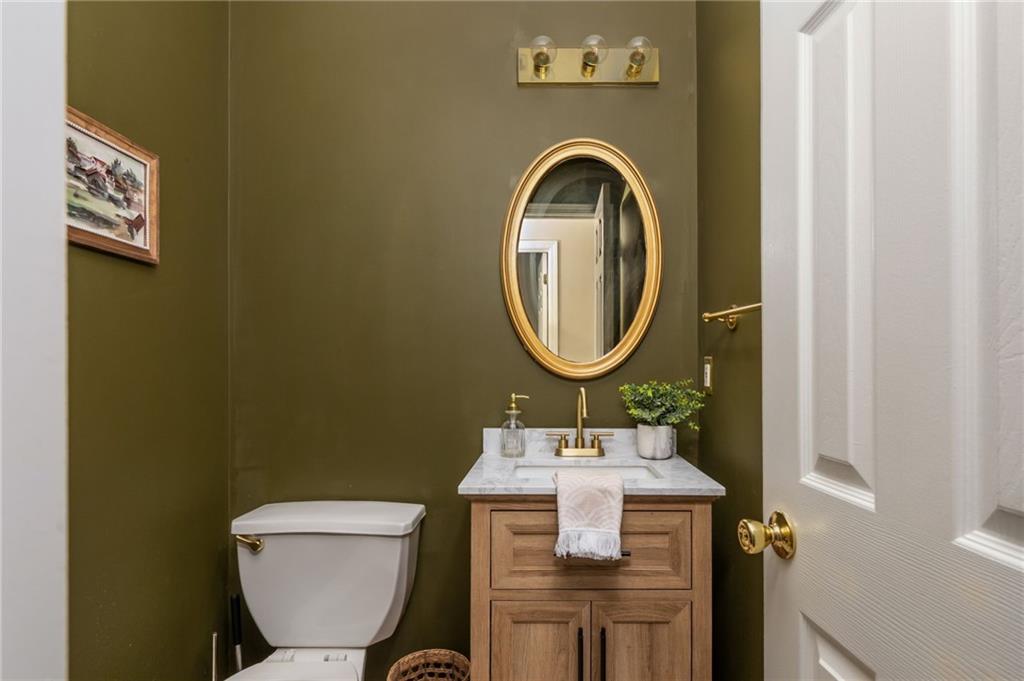 2000 Settindown Drive