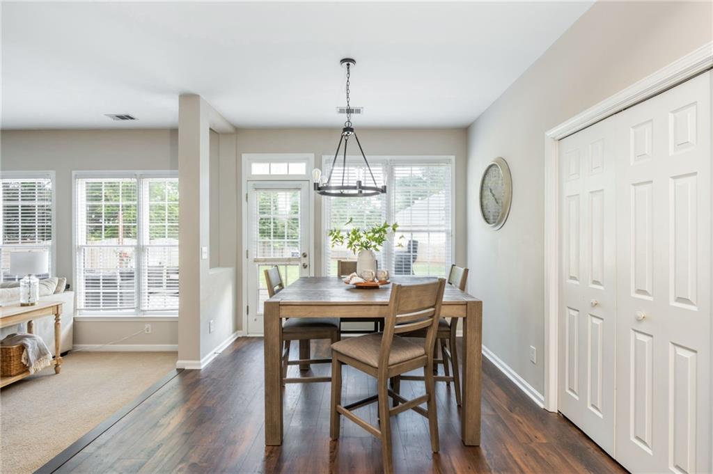 2000 Settindown Drive