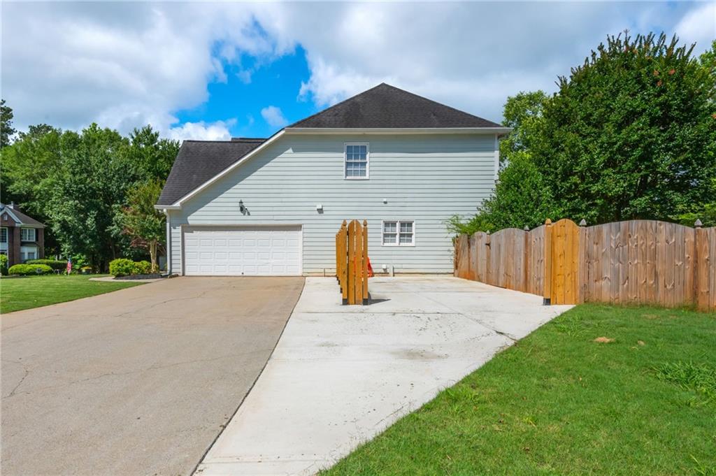 2000 Settindown Drive