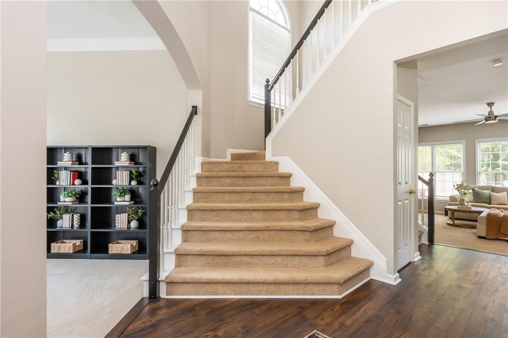 2000 Settindown Drive