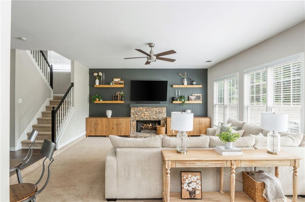 2000 Settindown Drive