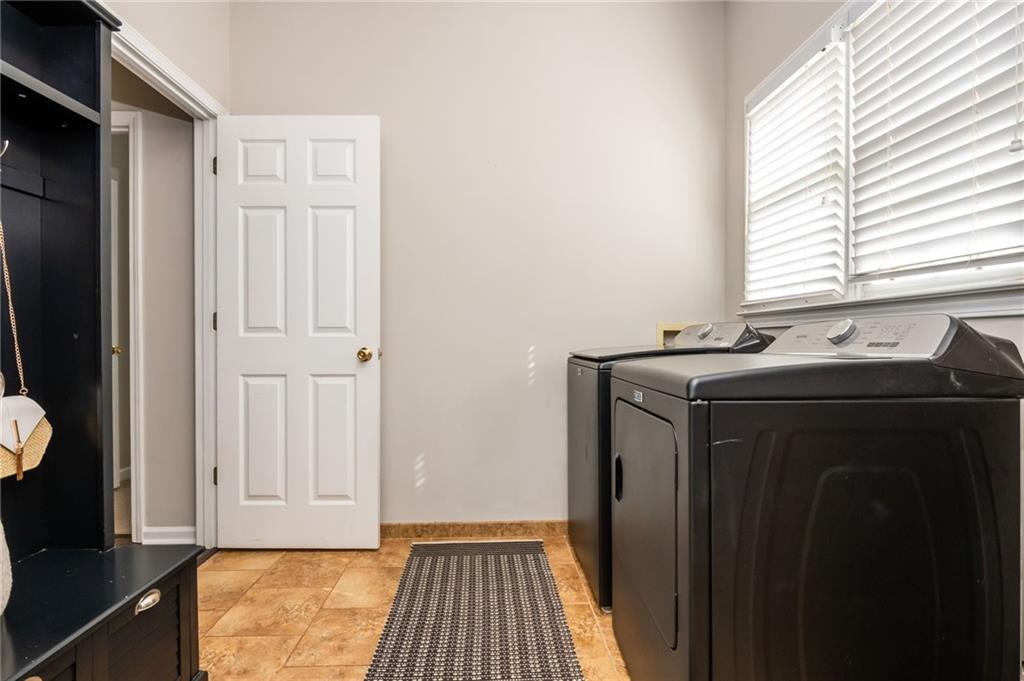 2000 Settindown Drive