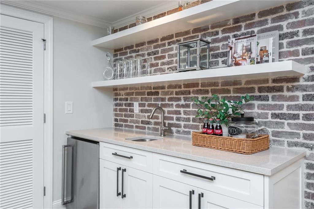 1490 Rolling Links Drive