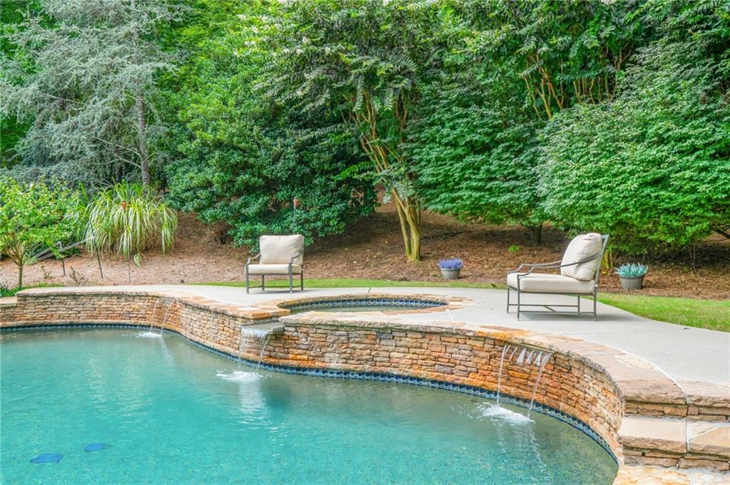 1490 Rolling Links Drive