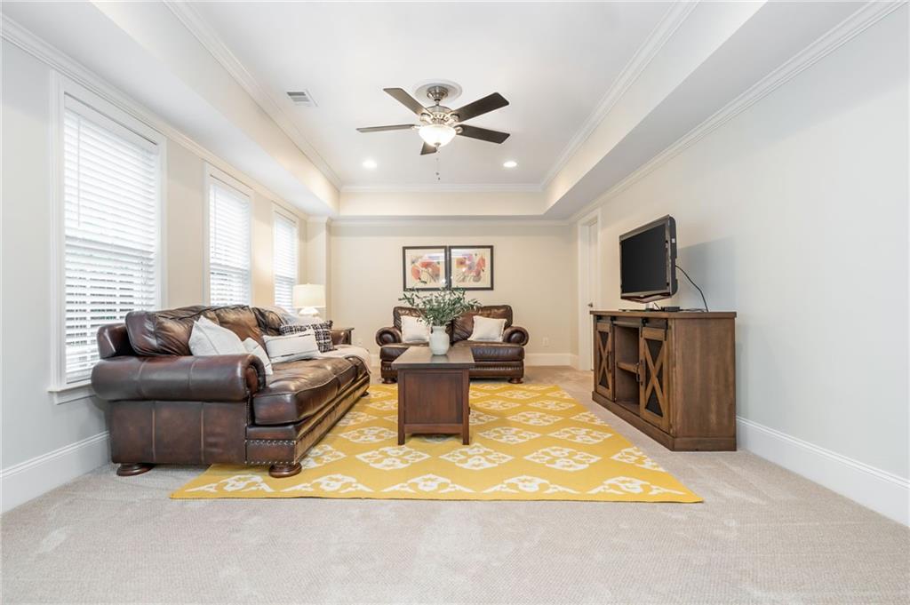 1490 Rolling Links Drive