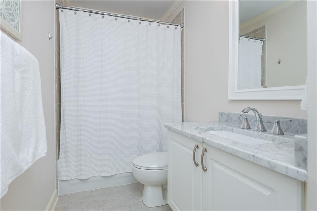 1490 Rolling Links Drive