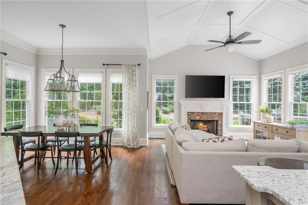 1490 Rolling Links Drive