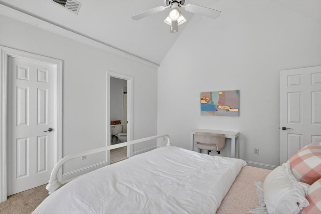 1470 Rolling Links Drive