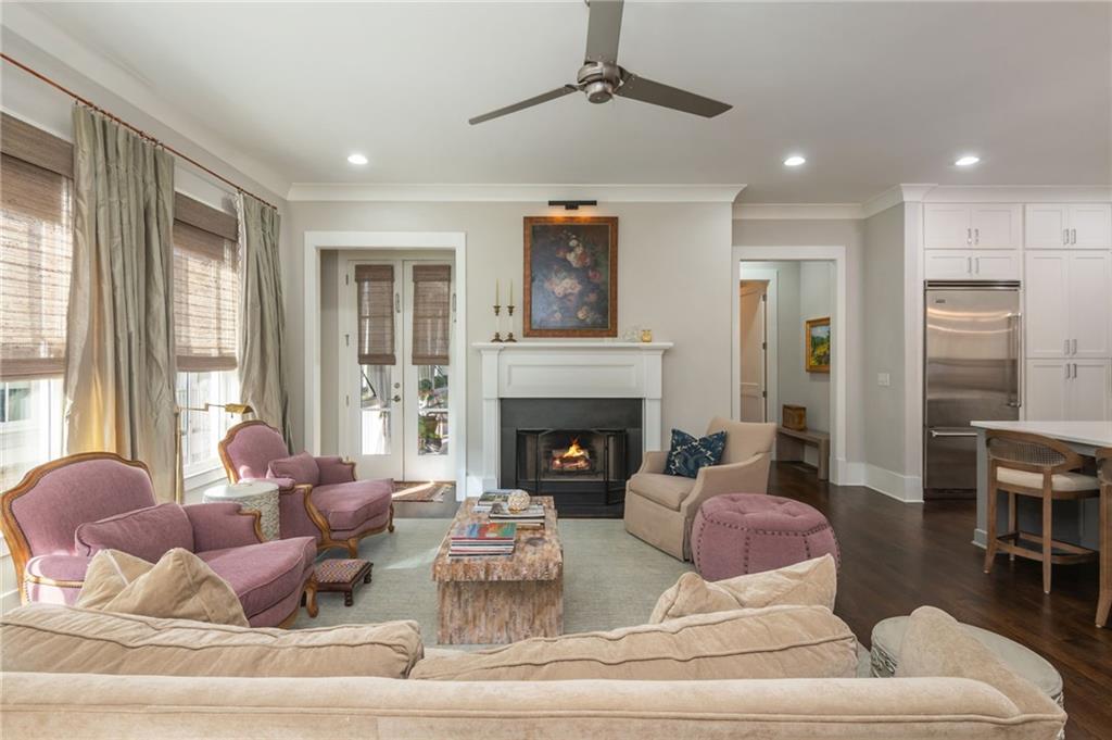 5911 Brundage Lane