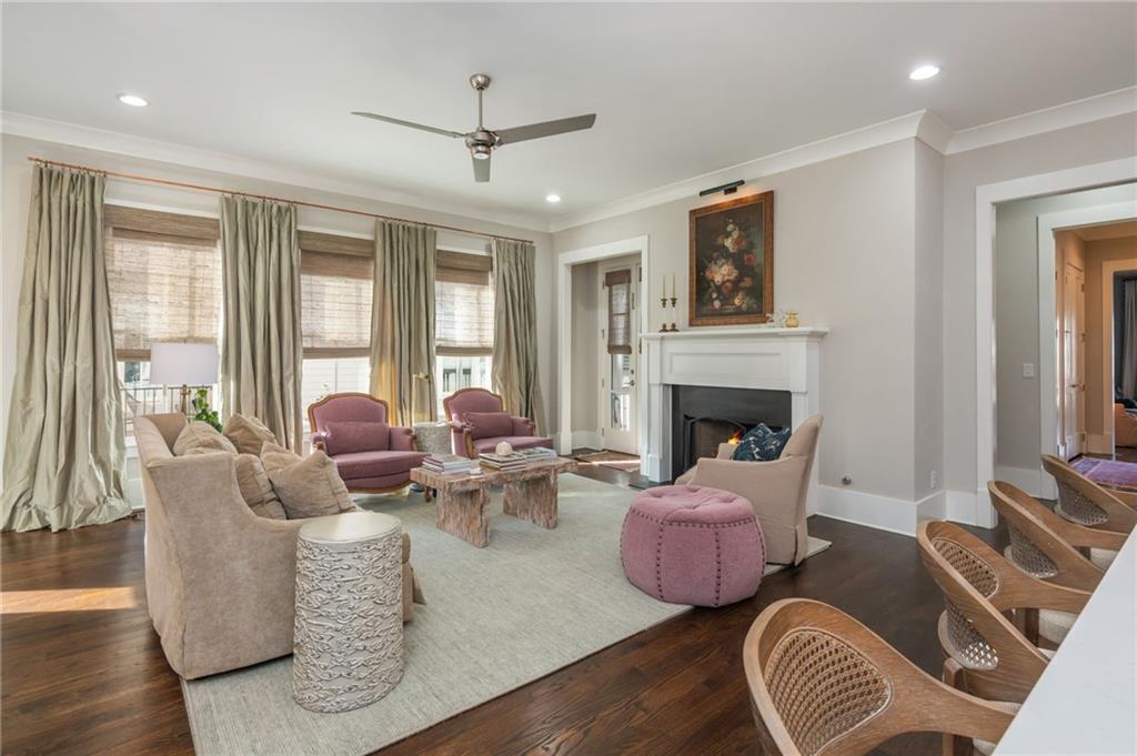 5911 Brundage Lane