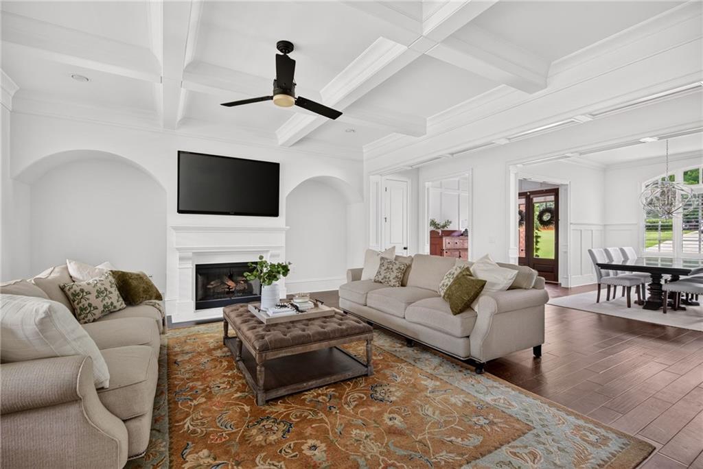 483 McGinnis Way