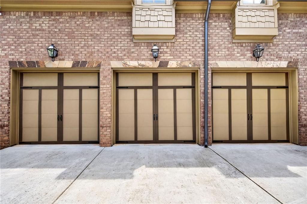 483 McGinnis Way