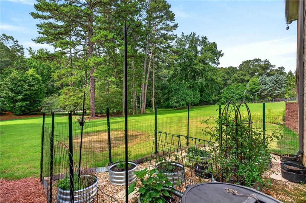 483 McGinnis Way