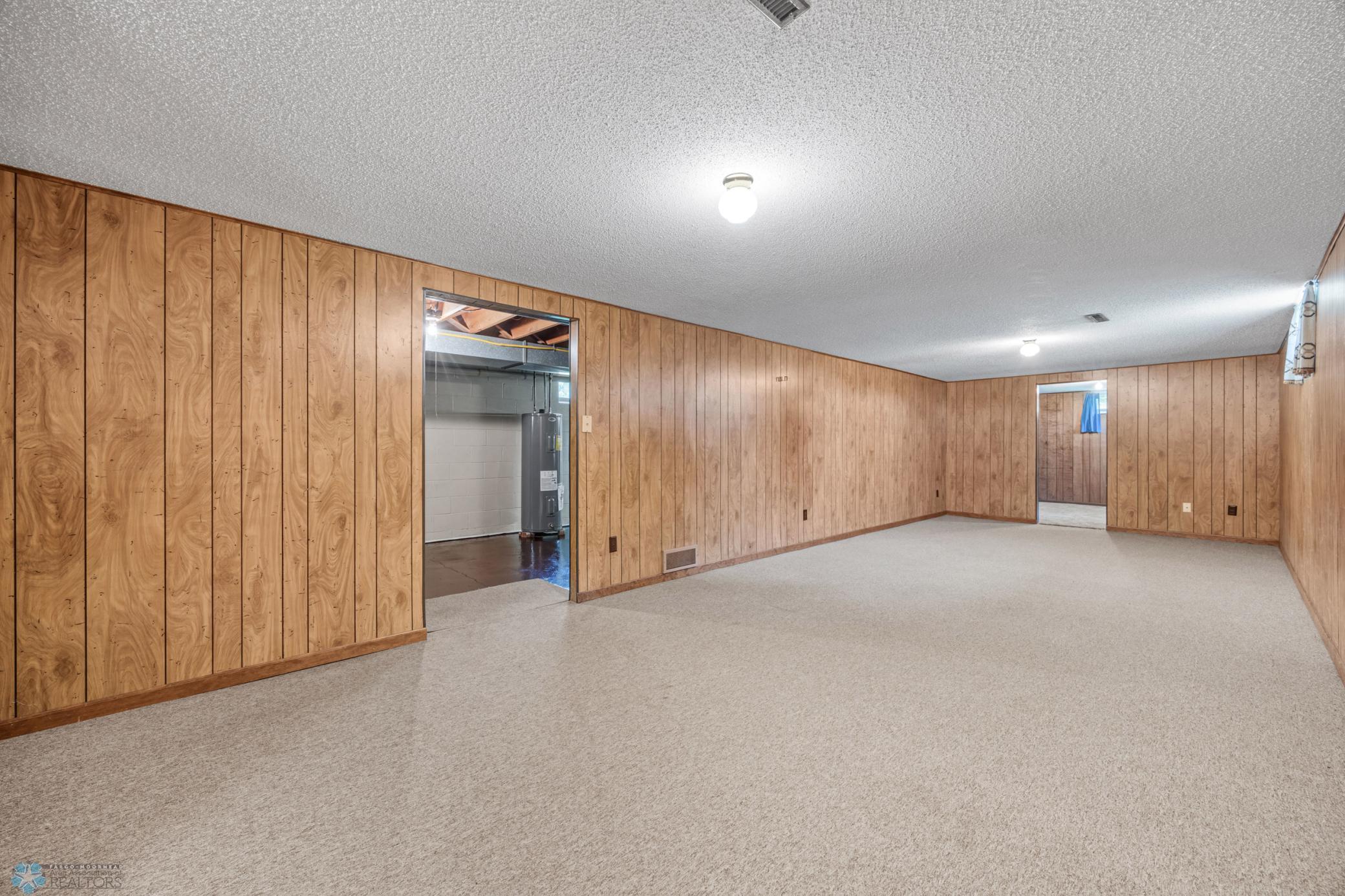 3316 290th Street N