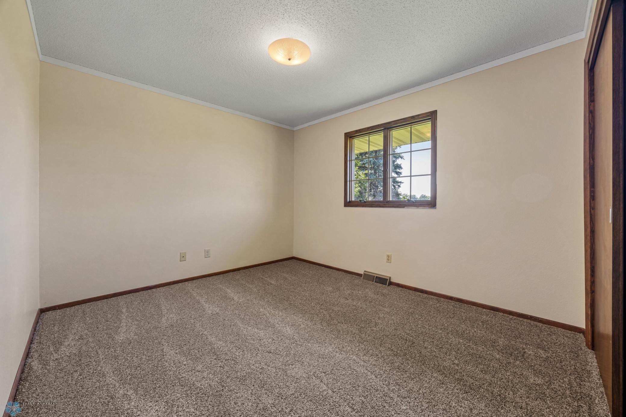 3316 290th Street N