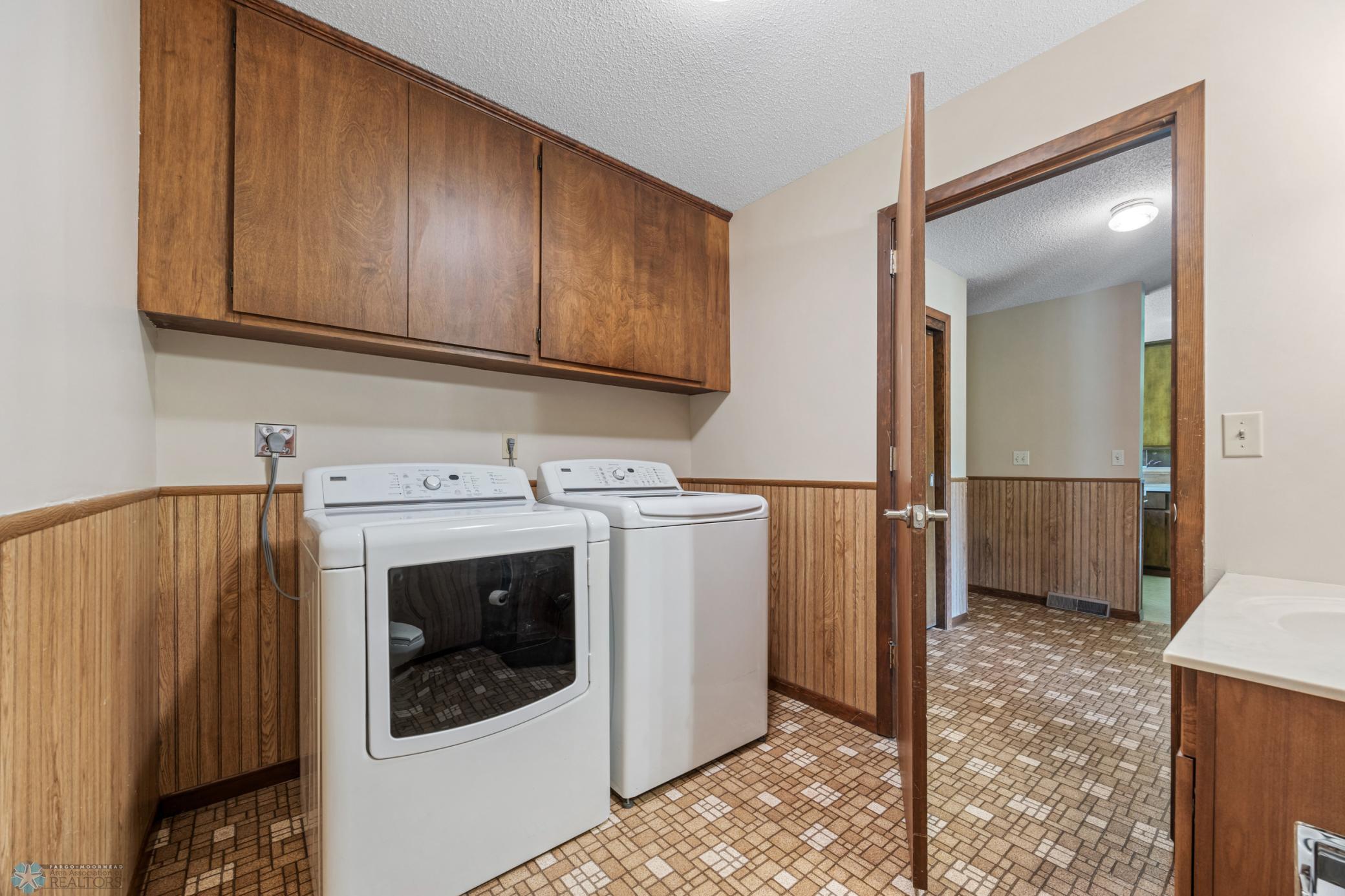 3316 290th Street N