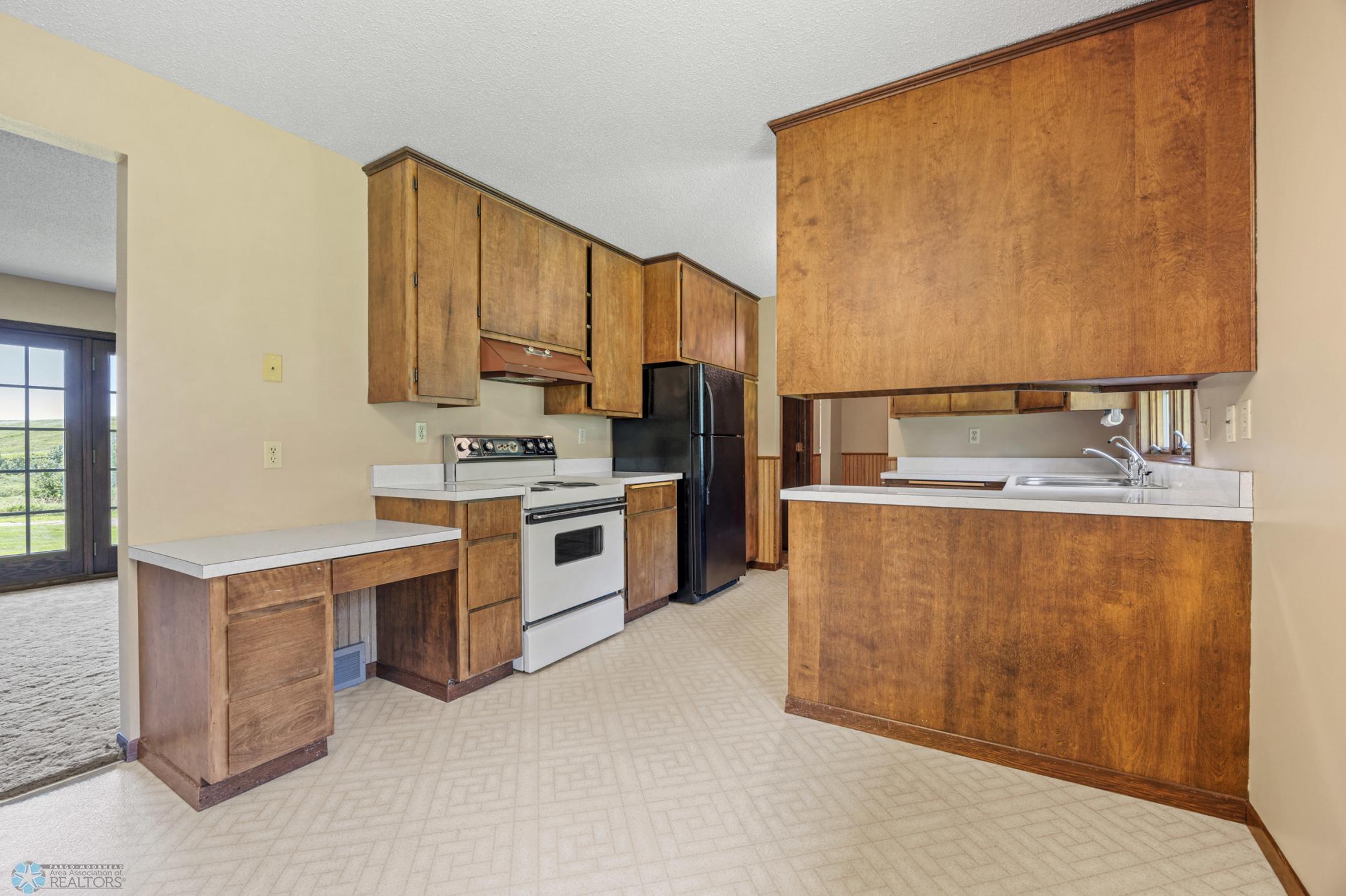 3316 290th Street N