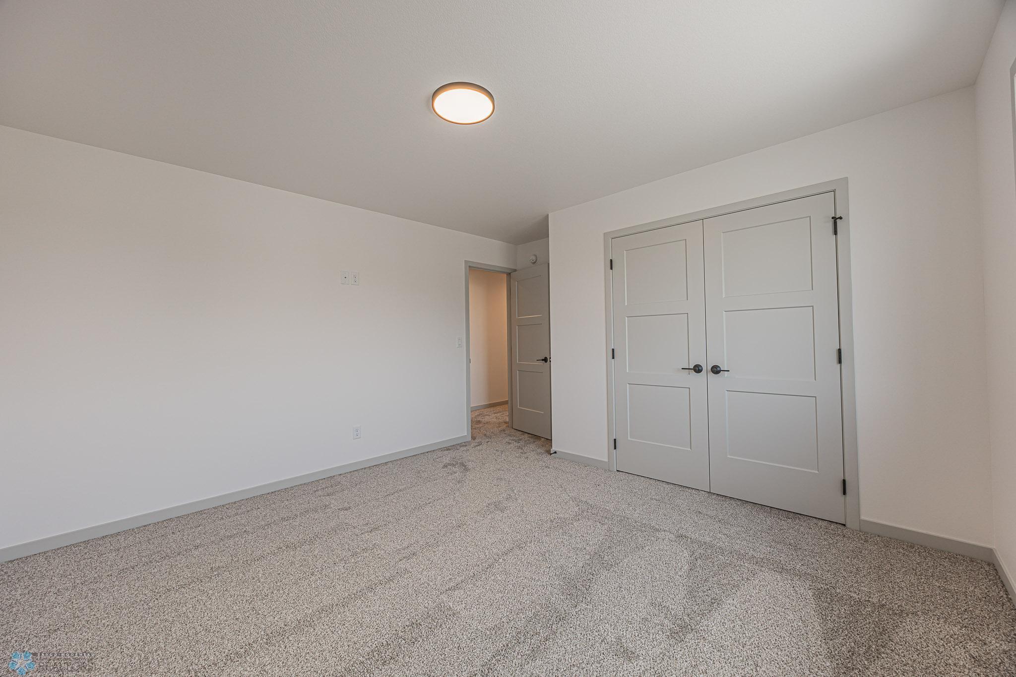 1264 Marlys Drive W
